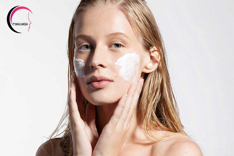 محصولات مراقبت از پوست مناسب با نوع پوست خود استفاده کنید